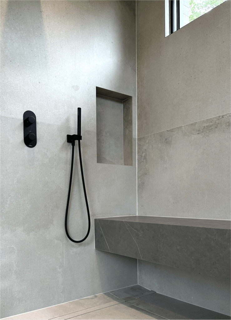 Farnsworth Dr, North York